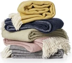 Klippan Yllefabrik Klippan - Chevron - Plaid - Grey - Grijs - 100% Wol - Ecologische Wol - 130cm X 200cm - Met Franjes - Wasbaar -Klippan Yllefabrik 1200x1051