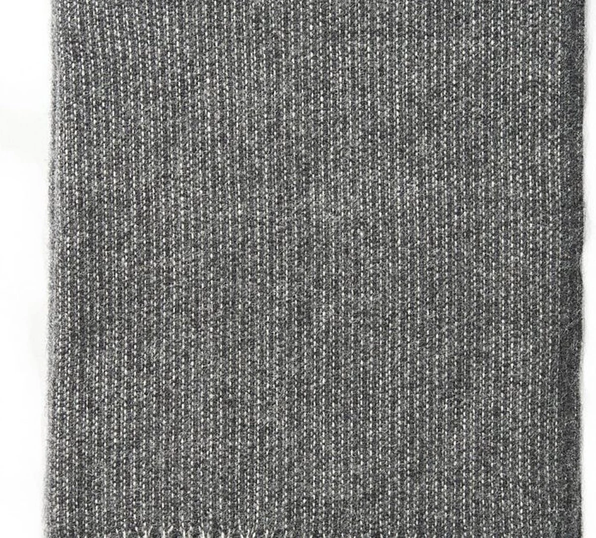Klippan Yllefabrik Klippan - Plaid - Deken - Shimmer - 100% Wol - Grey - Grijs 130cm X 200cm 4 Klippan Yllefabrik Klippan - Plaid - Deken - Shimmer - 100% Wol - Grey - Grijs 130cm X 200cm - Afbeelding 2