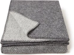 Klippan Yllefabrik Klippan - Peak - Plaid - Grey - Grijs - Wolwit - Zonder Franjes - 60% Merinowol - Eco Wol