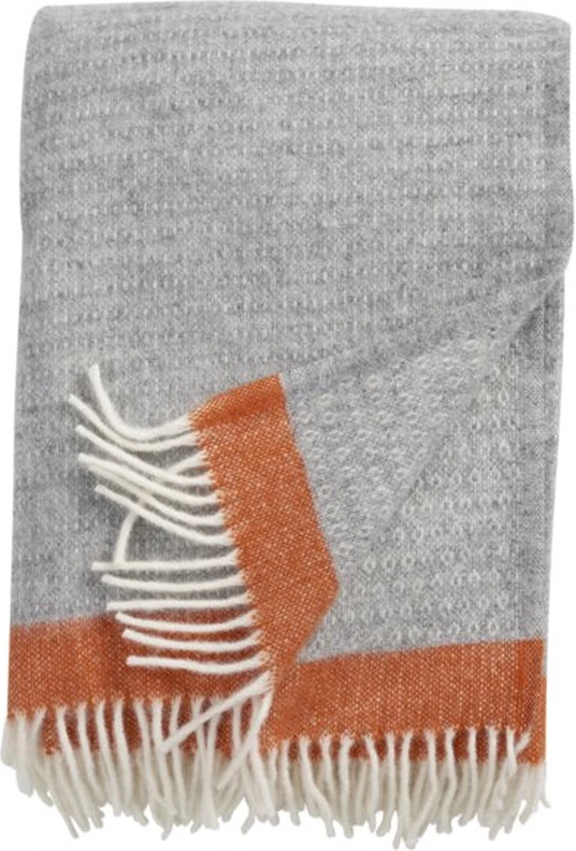 Klippan Yllefabrik Klippan - Hampus - Plaid - Woondeken - Grey Orange - 100% Wol - 130cm X 200 Cm - Heerlijk Zacht Grijs Plaid Met Een Oranje Baan Aan Beide Einden. 3 Klippan Yllefabrik Klippan - Hampus - Plaid - Woondeken - Grey Orange - 100% Wol - 130cm X 200 Cm - Heerlijk Zacht Grijs Plaid Met Een Oranje Baan Aan Beide Einden.