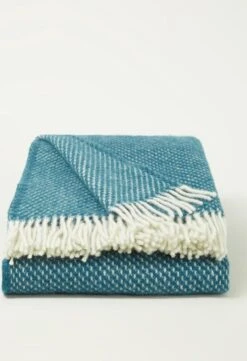 Klippan Yllefabrik Klippan - Preppy - Blue - Plaid - Wol - 100% Wol -lamswol- Preppy Blue - Petrol - Blauw -Klippan Yllefabrik 820x1200