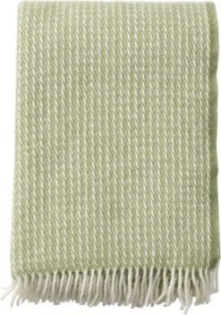 Klippan Yllefabrik Klippan Line - Green - Plaid - Wollen Plaid - ZachtGroen Wolwit - 100% Wol - 130cm X 200cm - Wasbaar