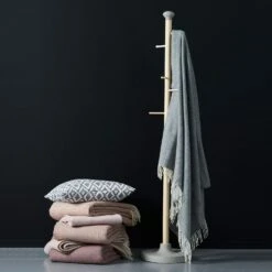 Klippan Yllefabrik Domino Baby Plaid 65x90 Cm, Dark Grey -Klippan Yllefabrik klippan yllefabrik domino baby plaid 65x90 cm 11